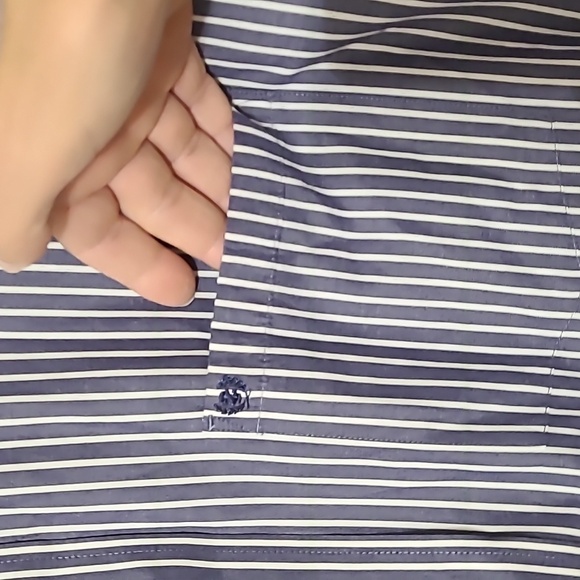 Izod Men's Gray & White‎ Striped Button-Up Long Sleeve Shirt - Size 3XL - Picture 3 of 10